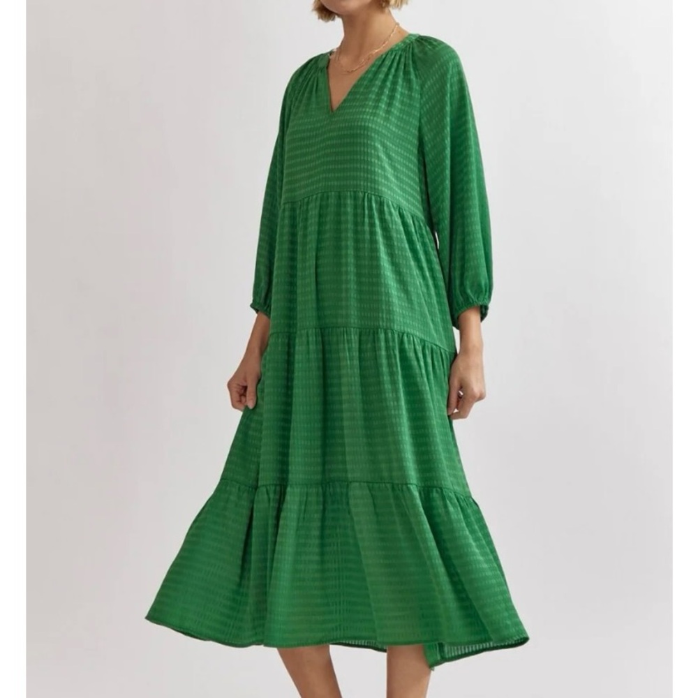 Entro Brand Large like new women green dress.